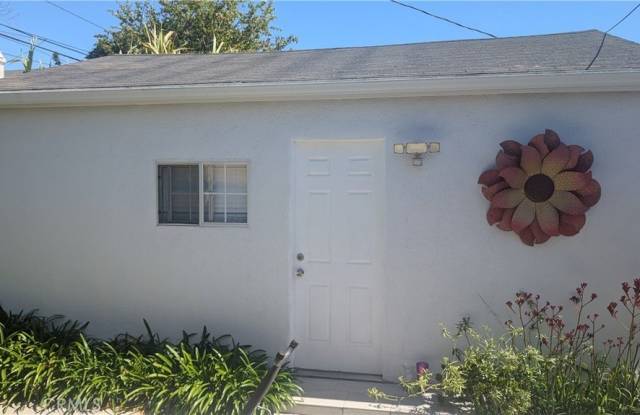 6547 W 83rd Street photos photos