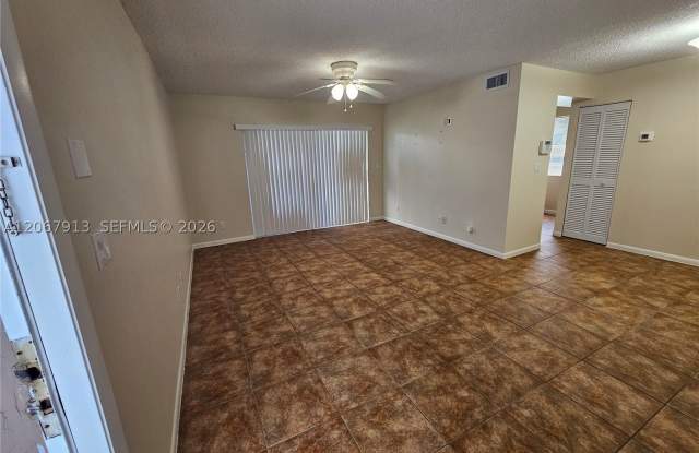 1276 SW 113th Ter Gallery 4