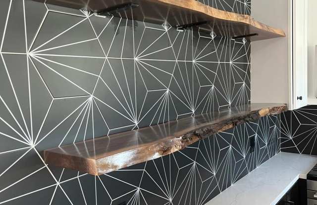 2019 Reed Ave. Gallery 2
