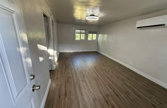 6021 W GARDENIA Avenue Gallery 3