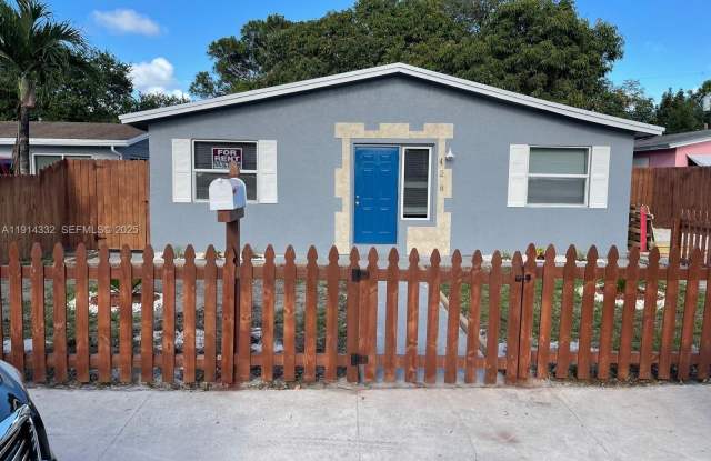 428 NW 16th Ave photos photos