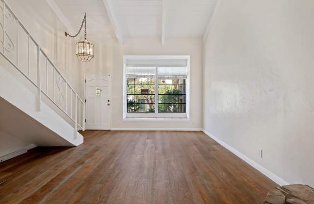 1942 N Jameson Lane Gallery 4