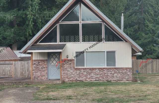 STATUS: *AVAILABLE* | R217 | $1695 photos photos