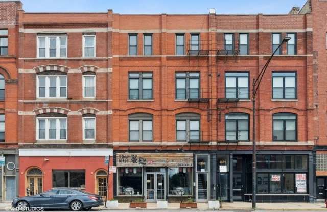 1156 W Grand Avenue Gallery 1