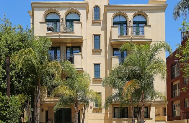 400 South BARRINGTON Avenue - 400 South Barrington Avenue, Los Angeles, CA 90049