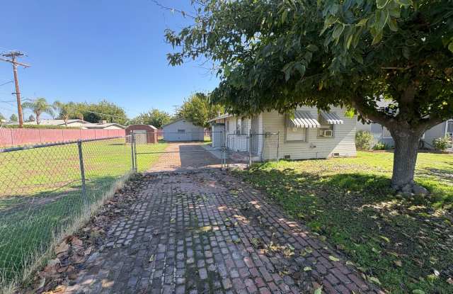 Cozy Home On Spacious Lot Available Now in Exeter! photos photos Cozy Home On Spacious Lot Available Now in Exeter! photos photos