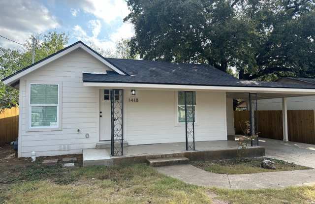 1418 ESSEX ST photos photos