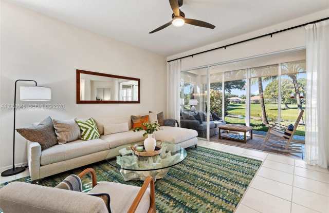 1832 SW Willowbend Ln photos photos