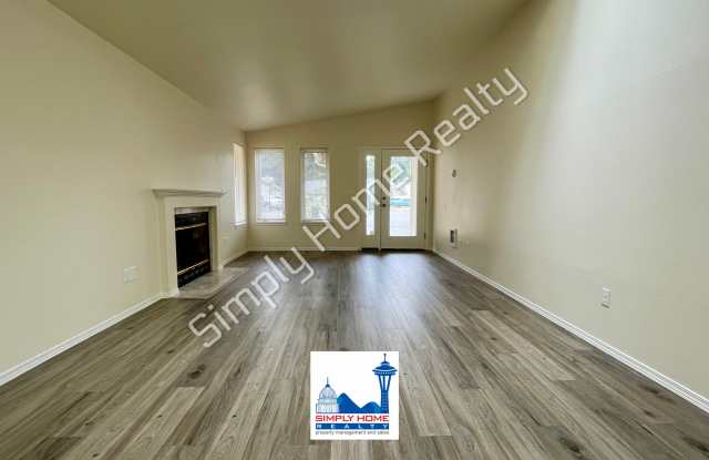 9041 Steilacoom Rd SE Unit B Gallery 3