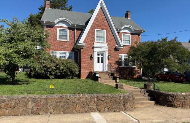 675 Evergreen Avenue - Charming Historic Home with Modern Upgrades! photos photos