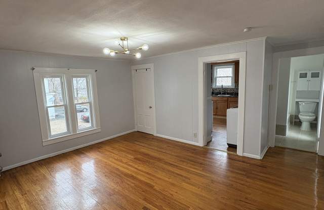 149 Pearl Street - 149 Pearl Street, Thompsonville, CT 06082
