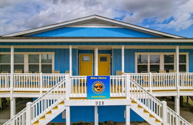 928 E Dolphin Drive - 928 East Dolphin Drive, Oak Island, NC 28465