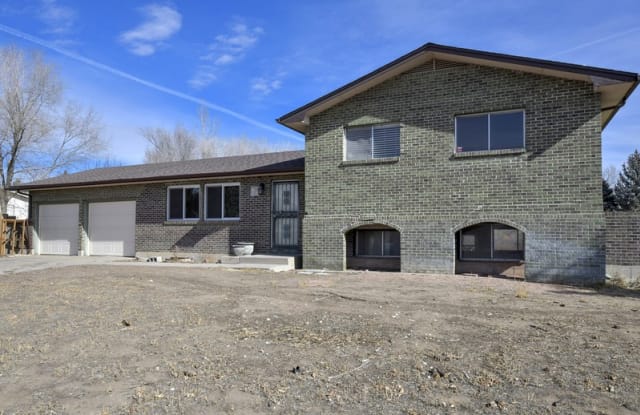 645 Quebec St - 645 Quebec Street, Security-Widefield, CO 80911