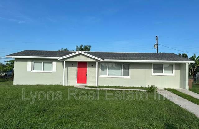 315 Rushmore Ave N photos photos