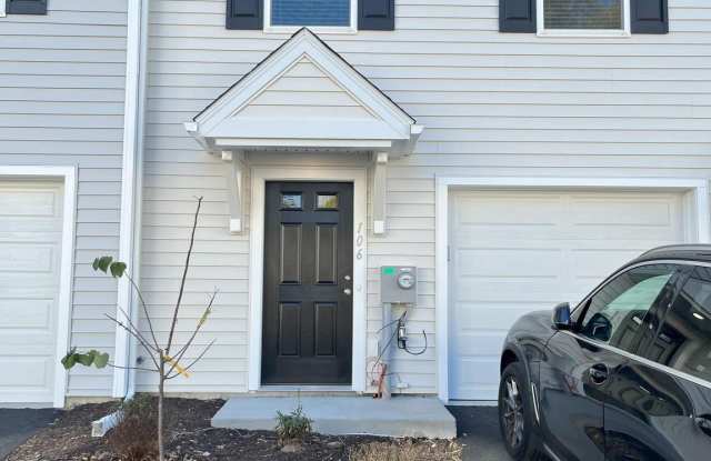 106 HAWLEY COURT Gallery 4
