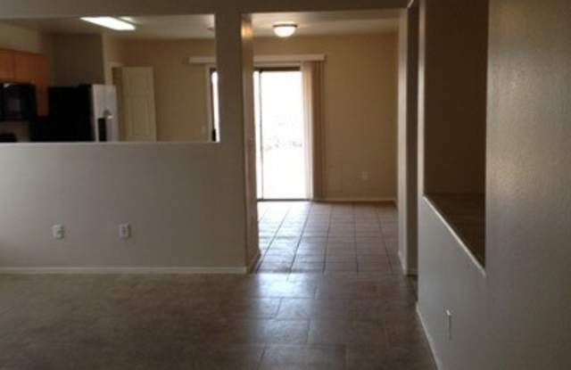 11842 West Corrine Drive Gallery 4