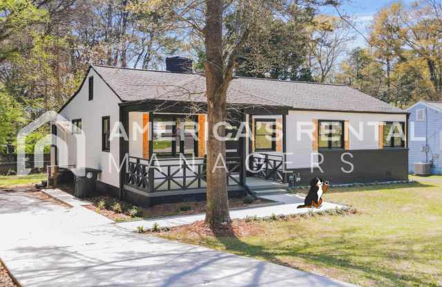 Chic Crestwood Charm – Renovated 3-Bed Home with Spacious Yard! photos photos