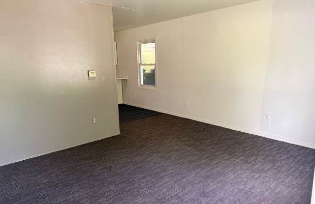 1724 Roselawn Ave. Gallery 4