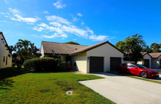 416 Buttonwood Place photos photos