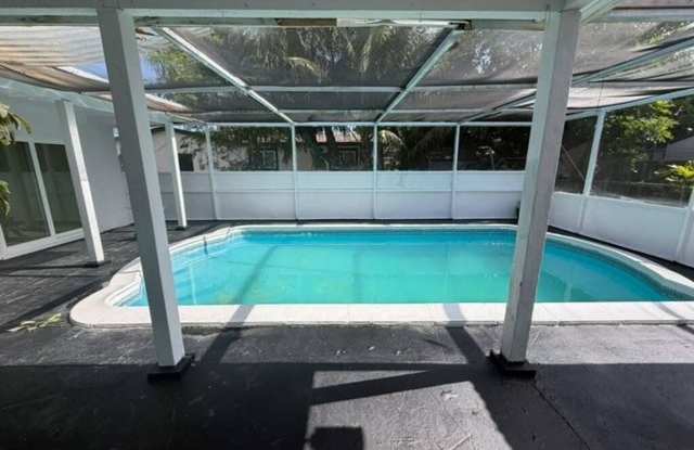 3911 NW 32ND Avenue, Lauderdale Lakes, FL 33309 - 4901 photos photos
