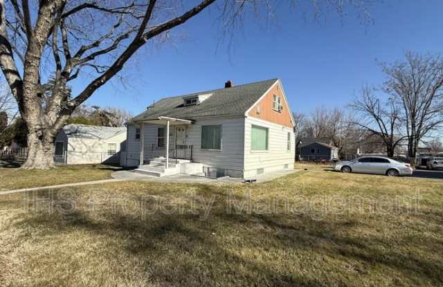 211 S Quincy St. photos photos