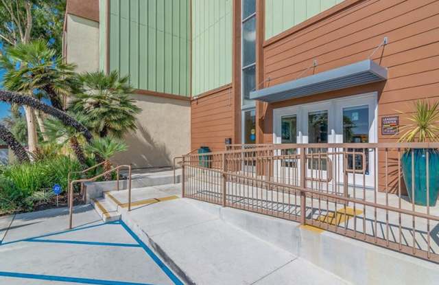 Citrus Court Apartments Gallery 2