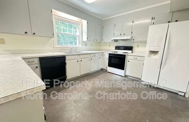 9211 Robert Frost Lane photos photos