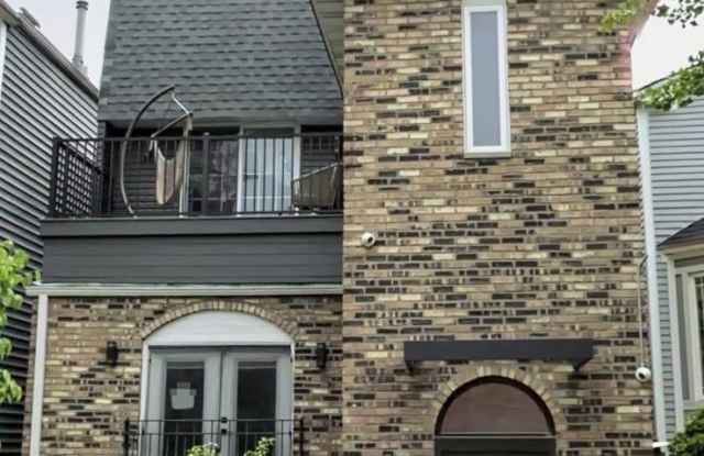 1805 W Cuyler Avenue photos photos