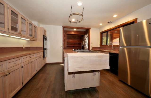 409 McCarthy Reservoir Rd. Gallery 3
