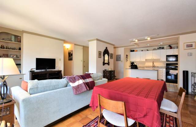 Spacious 1BR/1BA in Dupont Circle with Utilites Included!! - 1280 21st Street Northwest, Washington, DC 20037