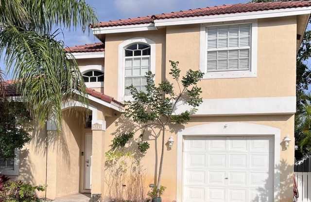 4573 NW 60th St photos photos