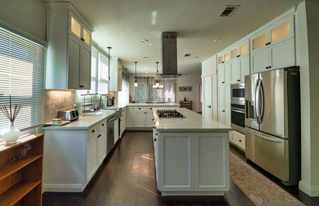 DESIRED HOME IN BEAUTIFUL LOS ANGELES 6407 Dix St Los Angeles, CA  90068 photos photos