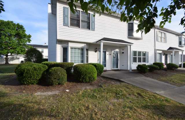 1105 Grovemont Dr photos photos
