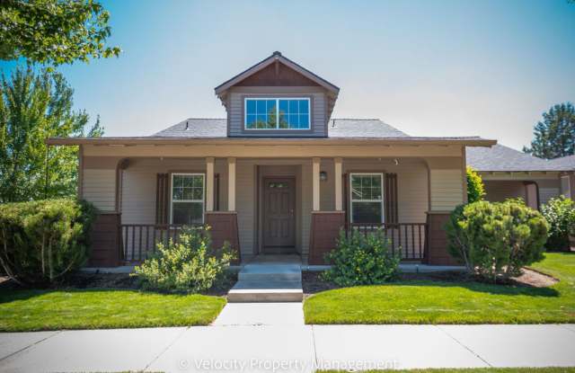 Beautifully Maintained Single Level Home with AC! photos photos