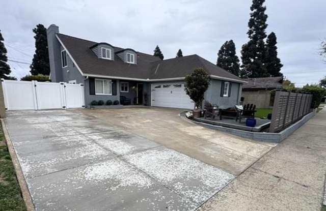 COMING SOON!! 5 Bedroom Gorgeous Home in Garden Grove - 12332 Blackmer Street, Garden Grove, CA 92845