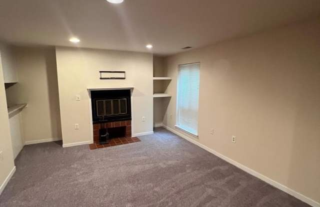 3 ANDREW PL #R98 Gallery 4