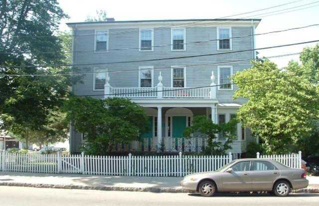 Huge 1 bed with office Gallery 3