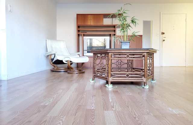 6137 LEESBURG Pike unit: 408 - 6137 Leesburg Pike, Lake Barcroft, VA 22041