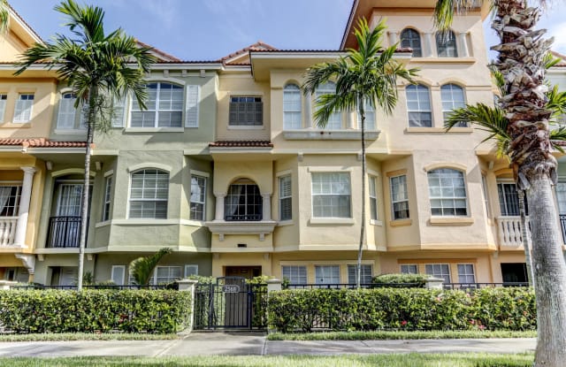 2568 Gardens Parkway - 2568 Gardens Parkway, Palm Beach Gardens, FL 33410