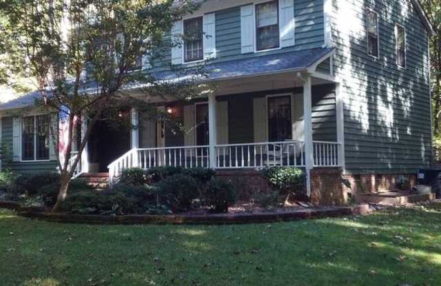 Four Bedrooms on 2.5 Acres in Matthews! COMING SOON! Gallery 3