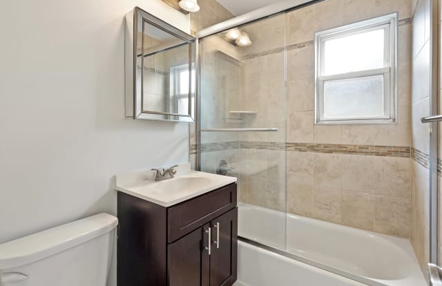 114-120 Montgomery Street Apartments Gallery 4