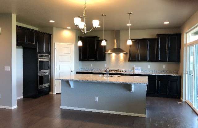 4406 Sidewinder Loop Gallery 3