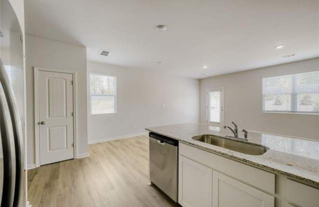 5980 Skylar Drive Gallery 4
