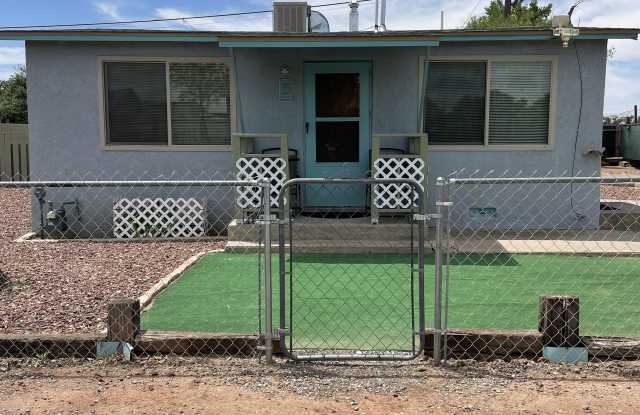 1327 Tapia Boulevard Southwest photos photos