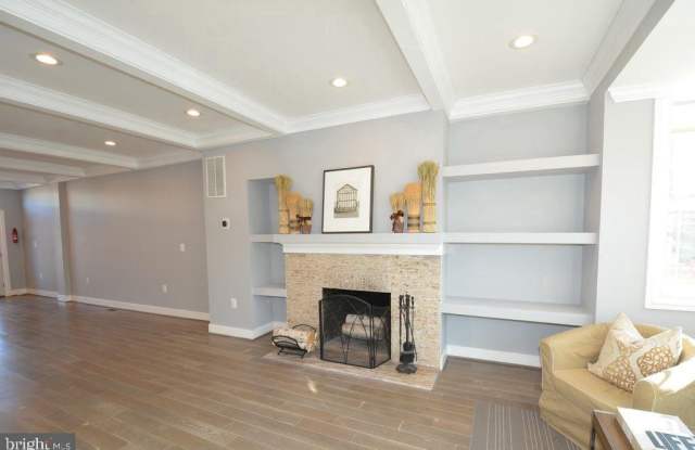 1373 RITTENHOUSE STREET NW Gallery 2