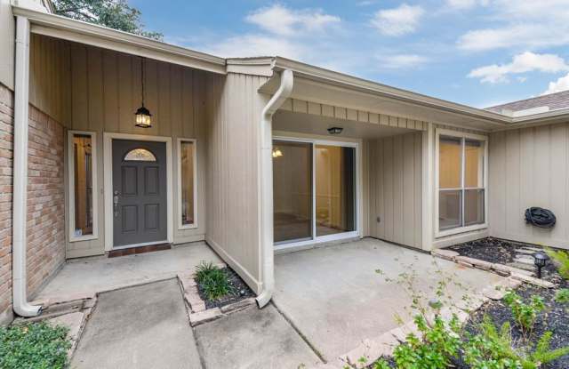1102 Oxborough Drive Gallery 4
