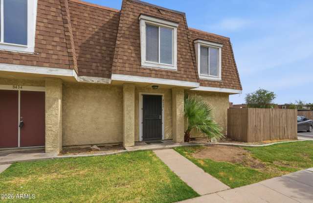 8432 N 34TH Drive Gallery 1