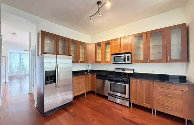2925 Lyndale Gallery 3