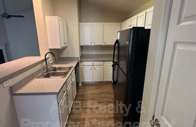 3471 Forestdale Drive Gallery 4