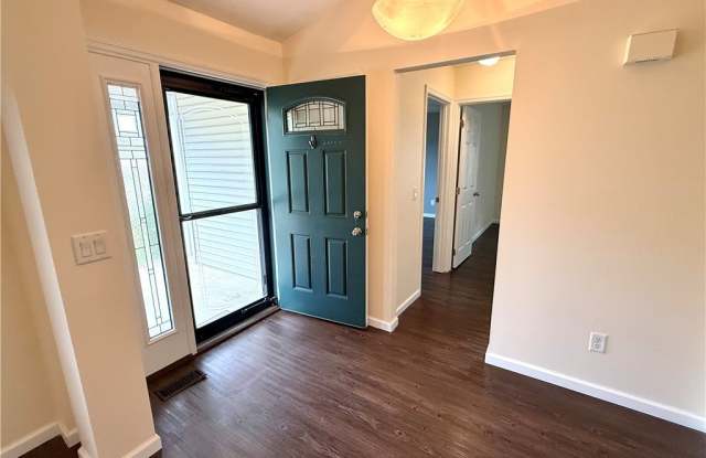 10029 Village Tree Court Gallery 3